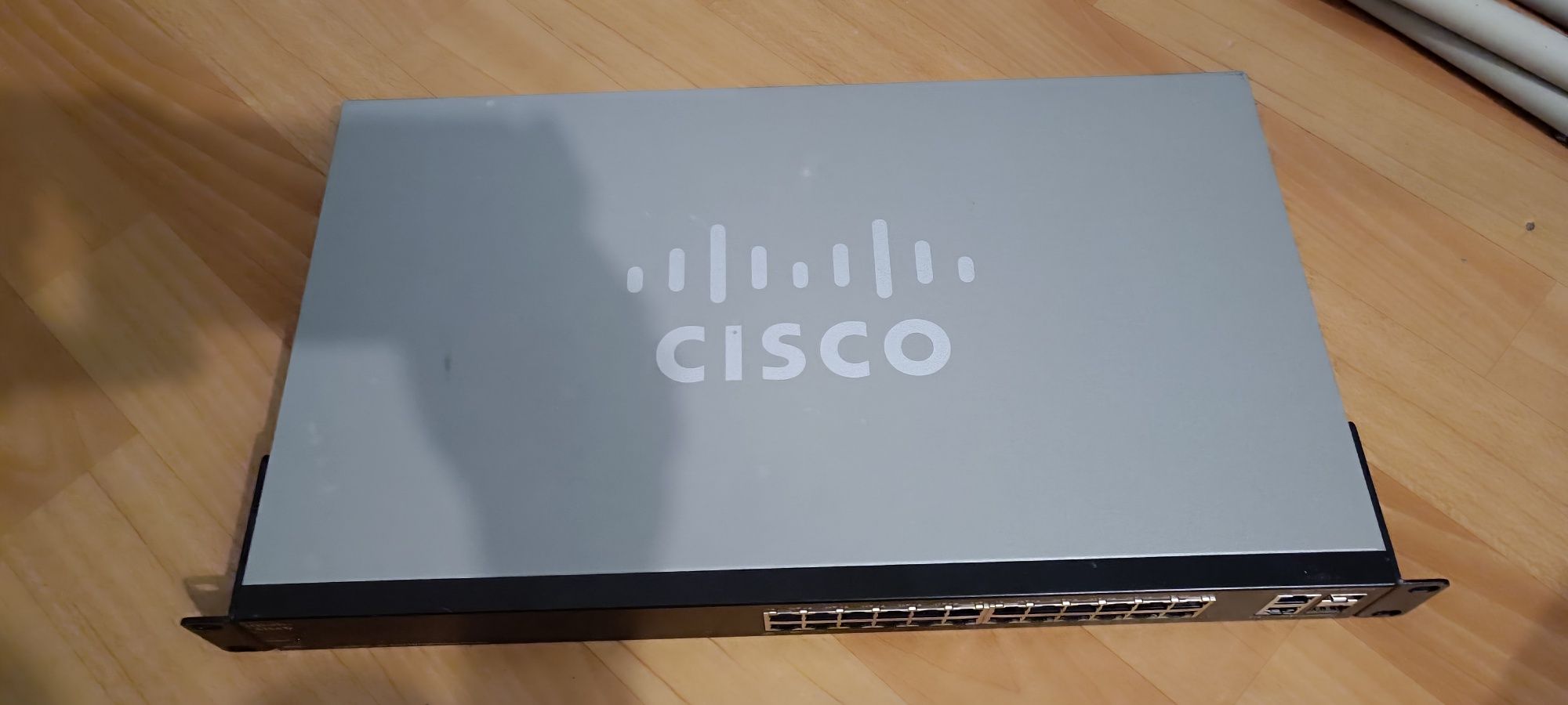 Комутатор Cisco SB SF200-24 (SLM224GT)
