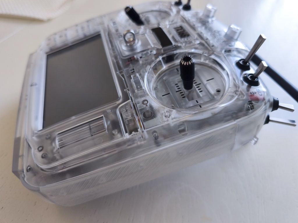 Апаратура керування radiomaster tx16s elrs transparent