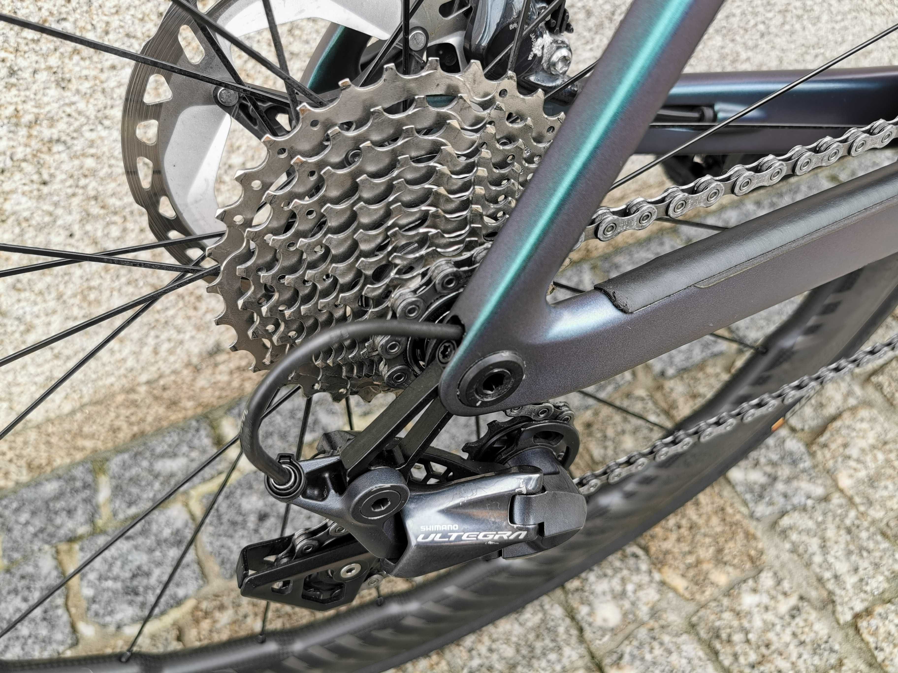Scott Addict RC 30 Prism 2021 c/ rodas Zipp 353