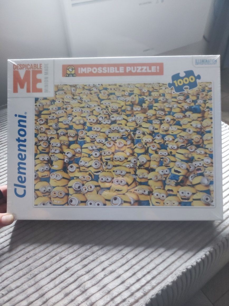 NOWE puzzle MINION Made 1000 kawałków Clementoni 50 x  69 cm