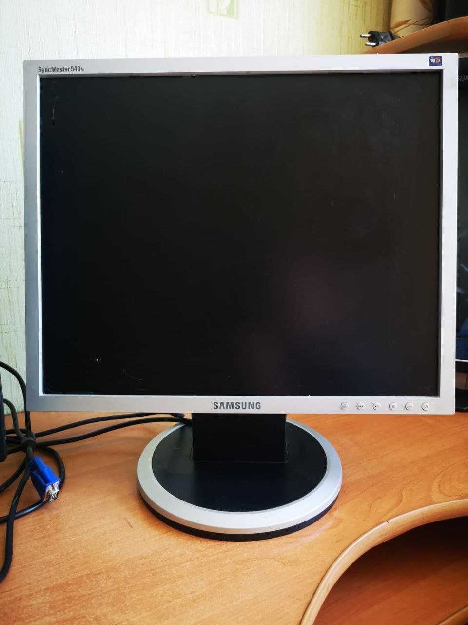 МОНІТОР Samsung не в робочому стані ...