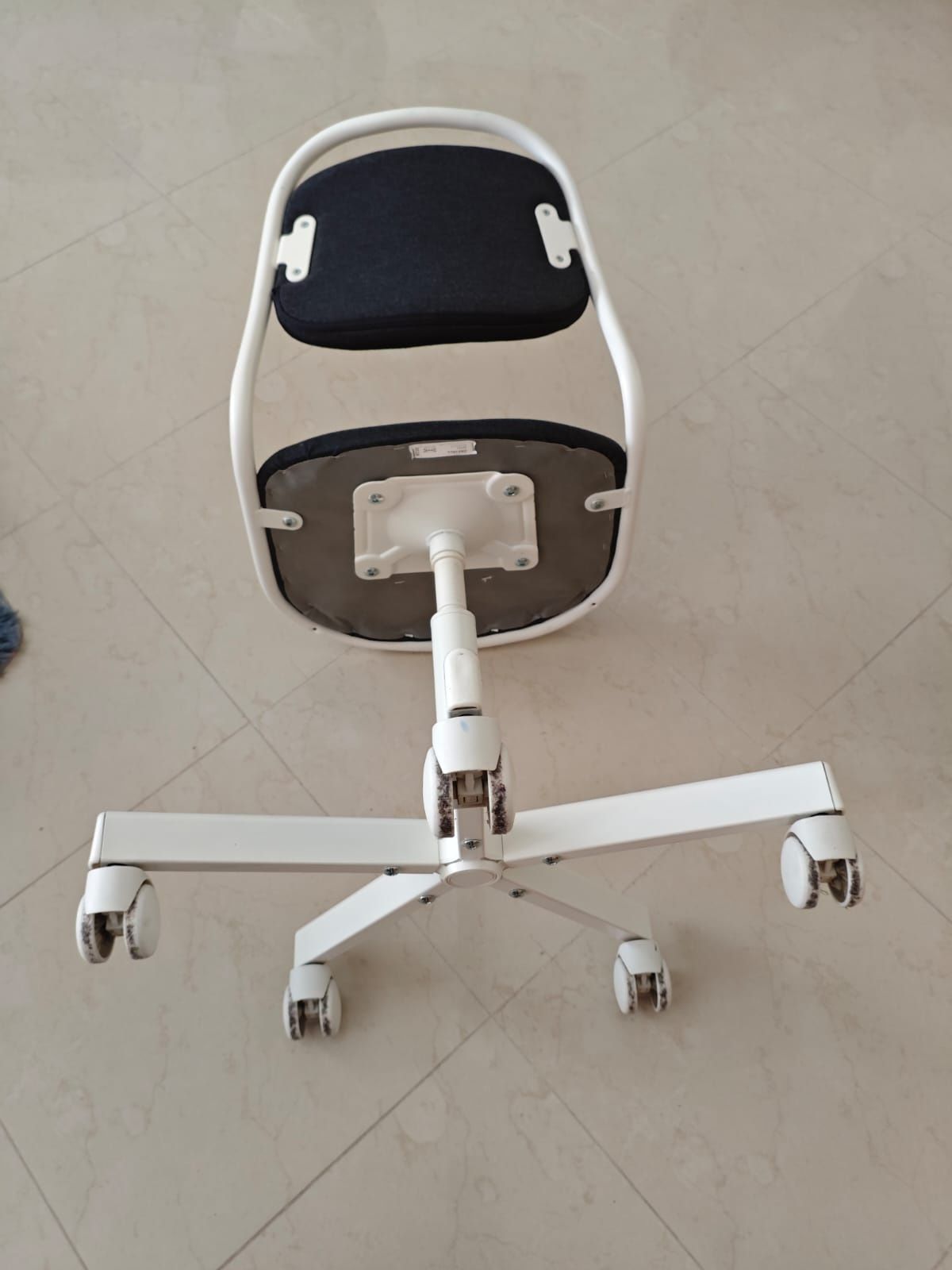 Cadeira do IKEA branca