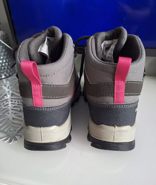 Buty zimowe trekingowe waterproof Quechua rozm.35