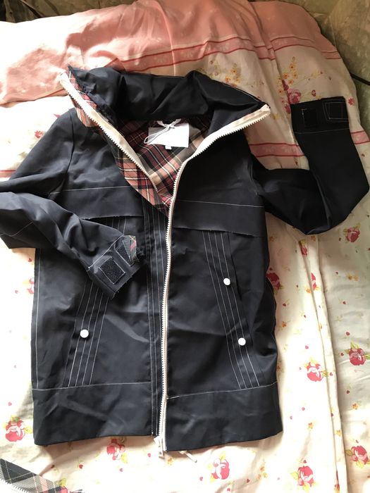 Куртка плащовка з капюшоном