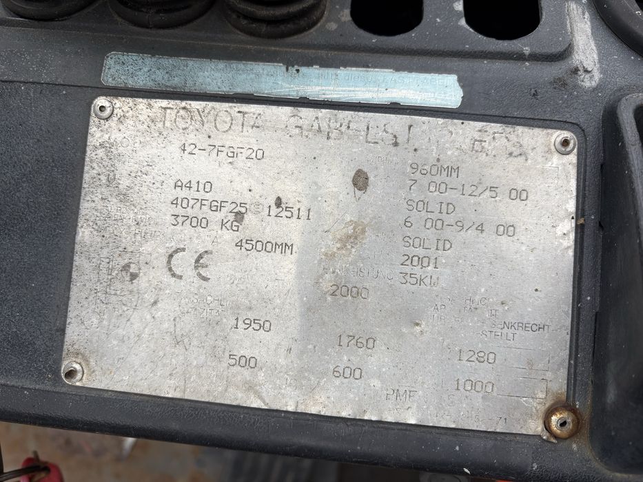 Wózek widlowy toyota