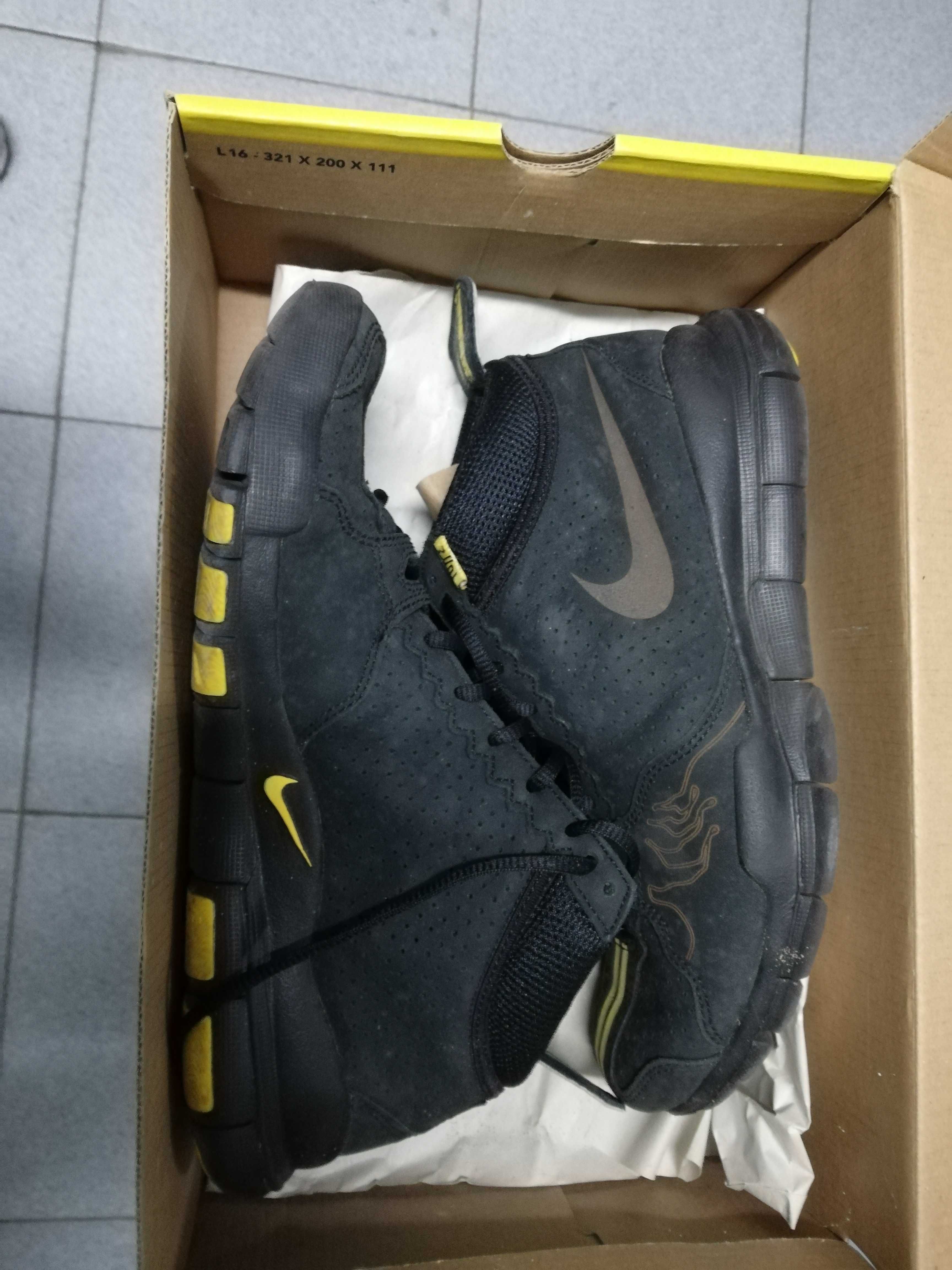 Tenis de Coleção Nike Lance Free trainer 5.0 (tamanho 40)