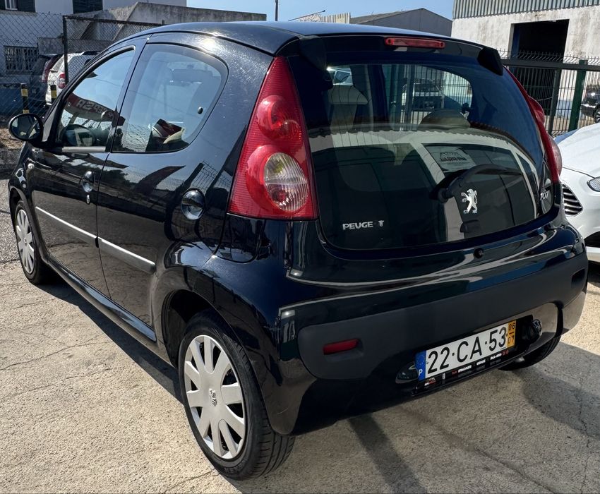 Peugeot 107 1.0 gasolina de 68 cv