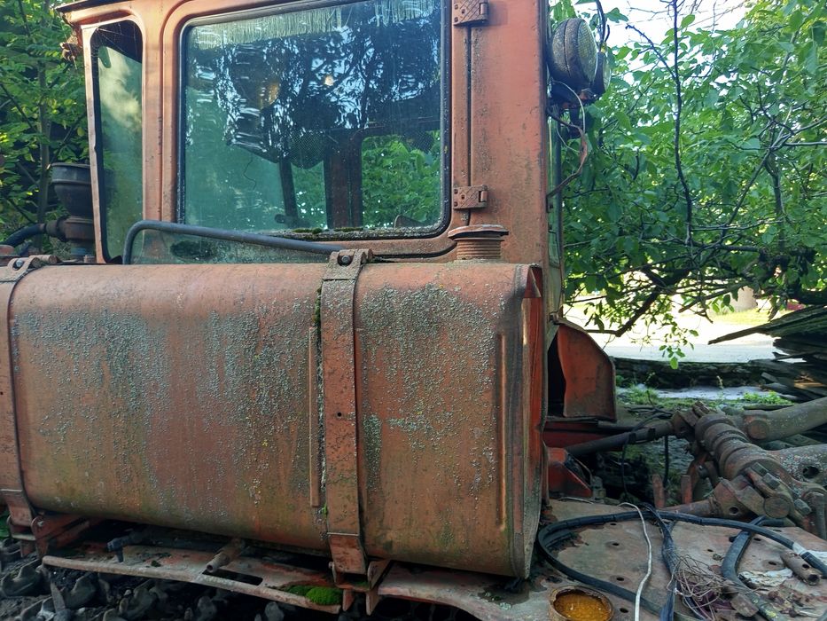 Продам трактор дт 75 бульдозер