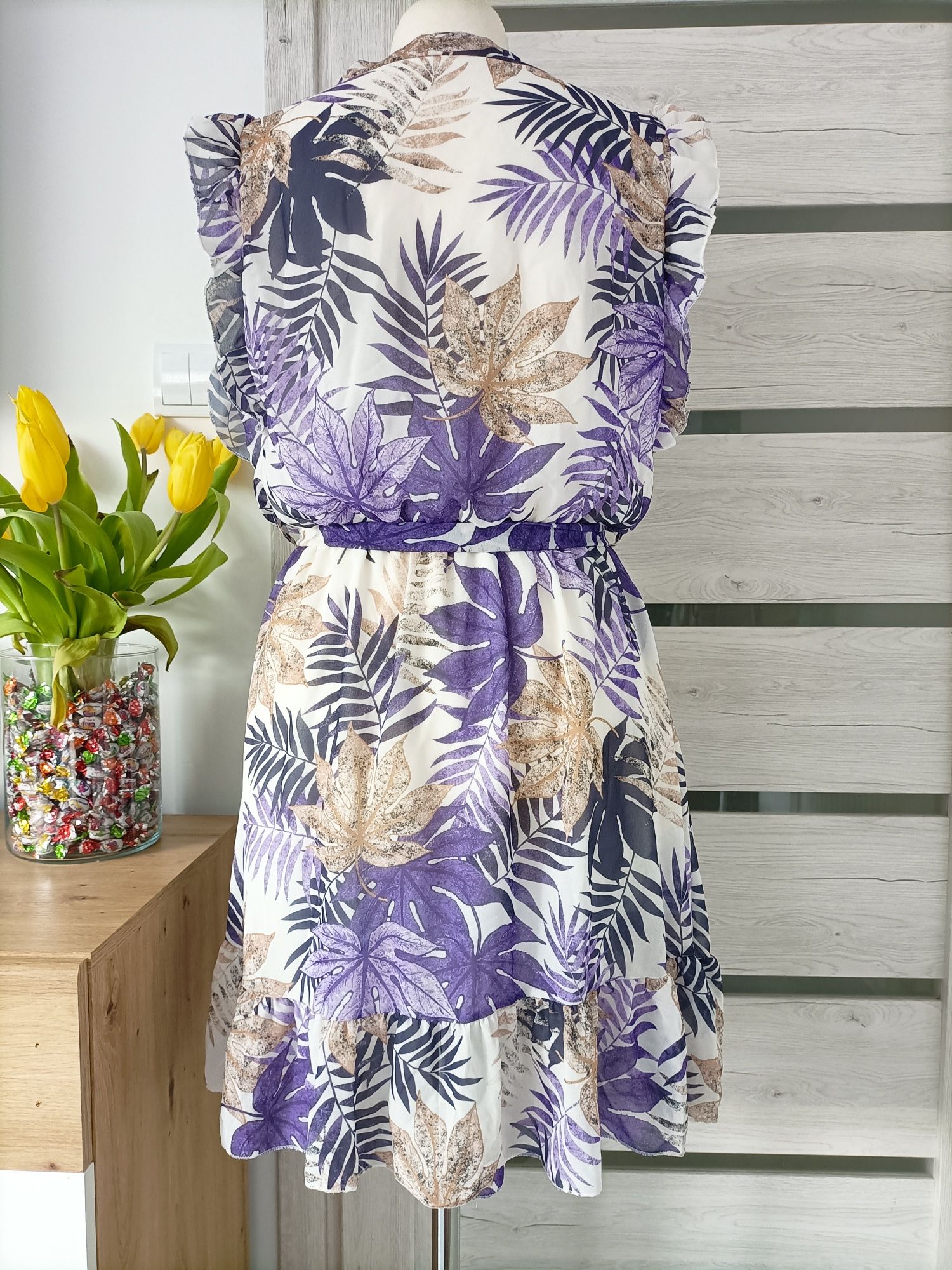 M/L/XL letnia sukienka zwiewna dekolt V kopertowa w kwiaty elegancka n
