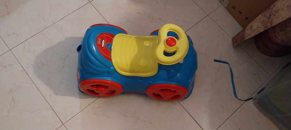 Carrinho/andador de bebe - 15€unidade