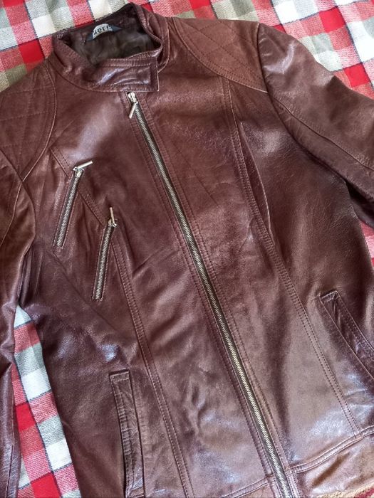 Жіноча шкіряна курта