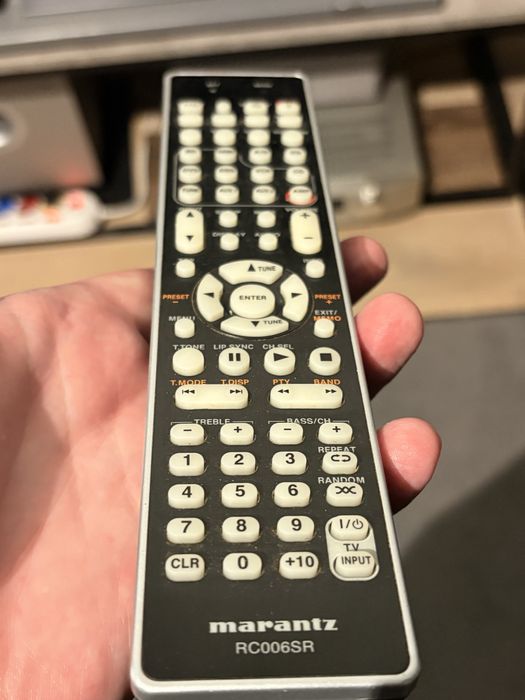 Amplituner Marantz 1501