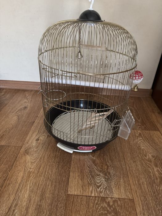 Клетка для попугайчика .