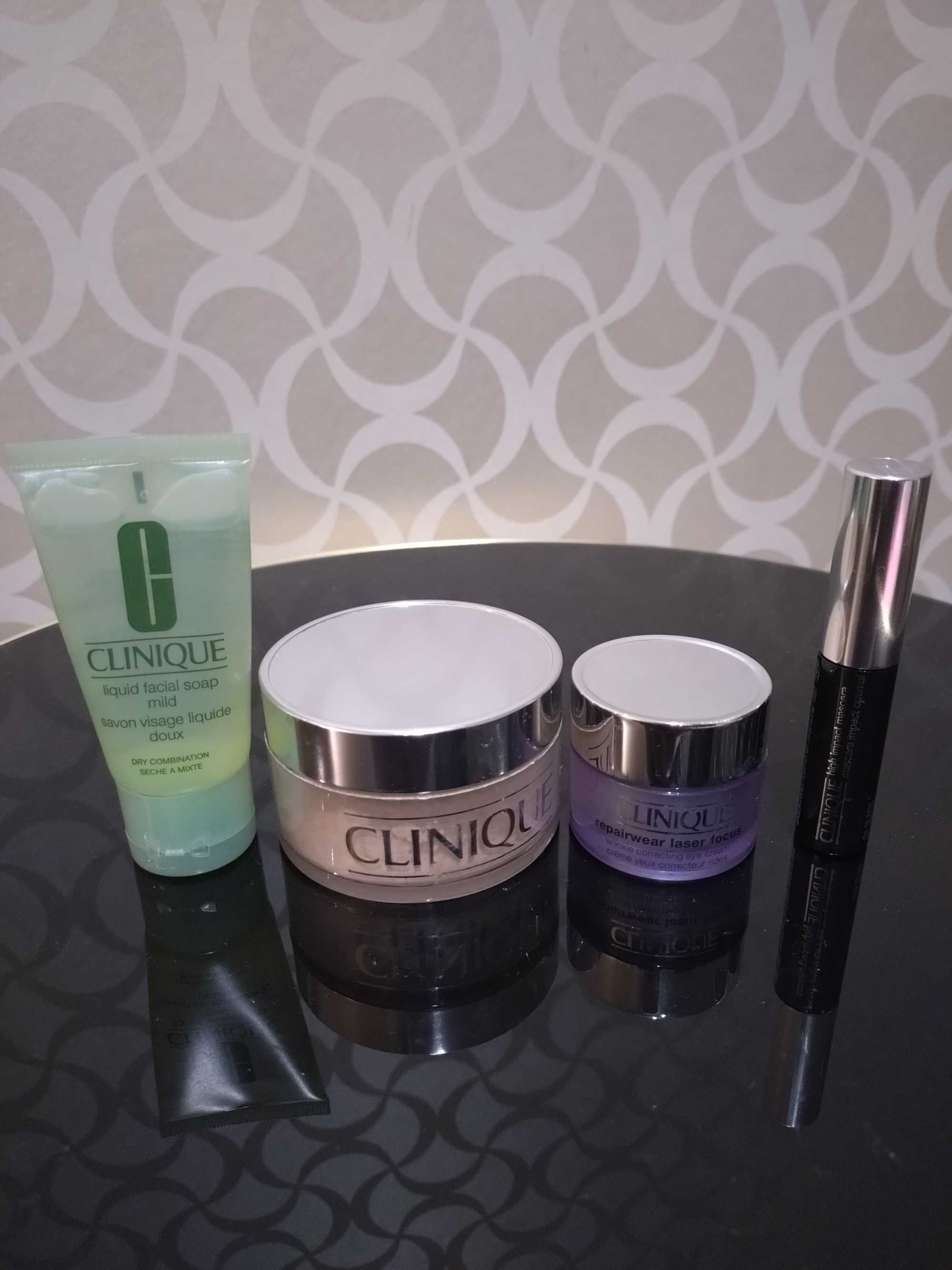 Clinique transparency puder i zel