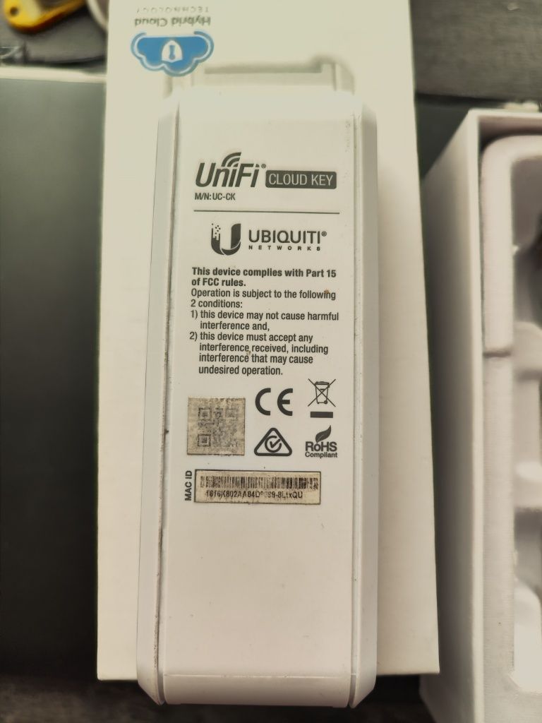 Ubiquiti UniFi Cloud Key UC-CK контроллер