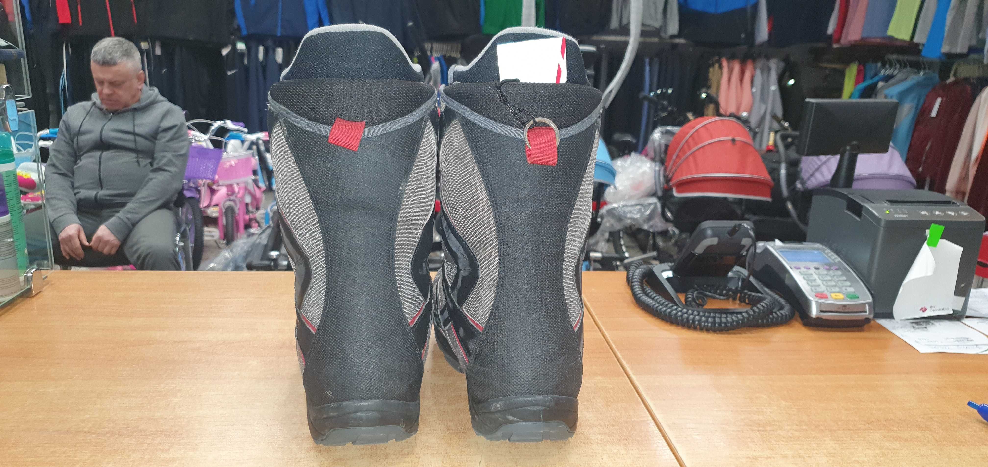 Buty snowboardowe BURTON ( rozmiar 43 )