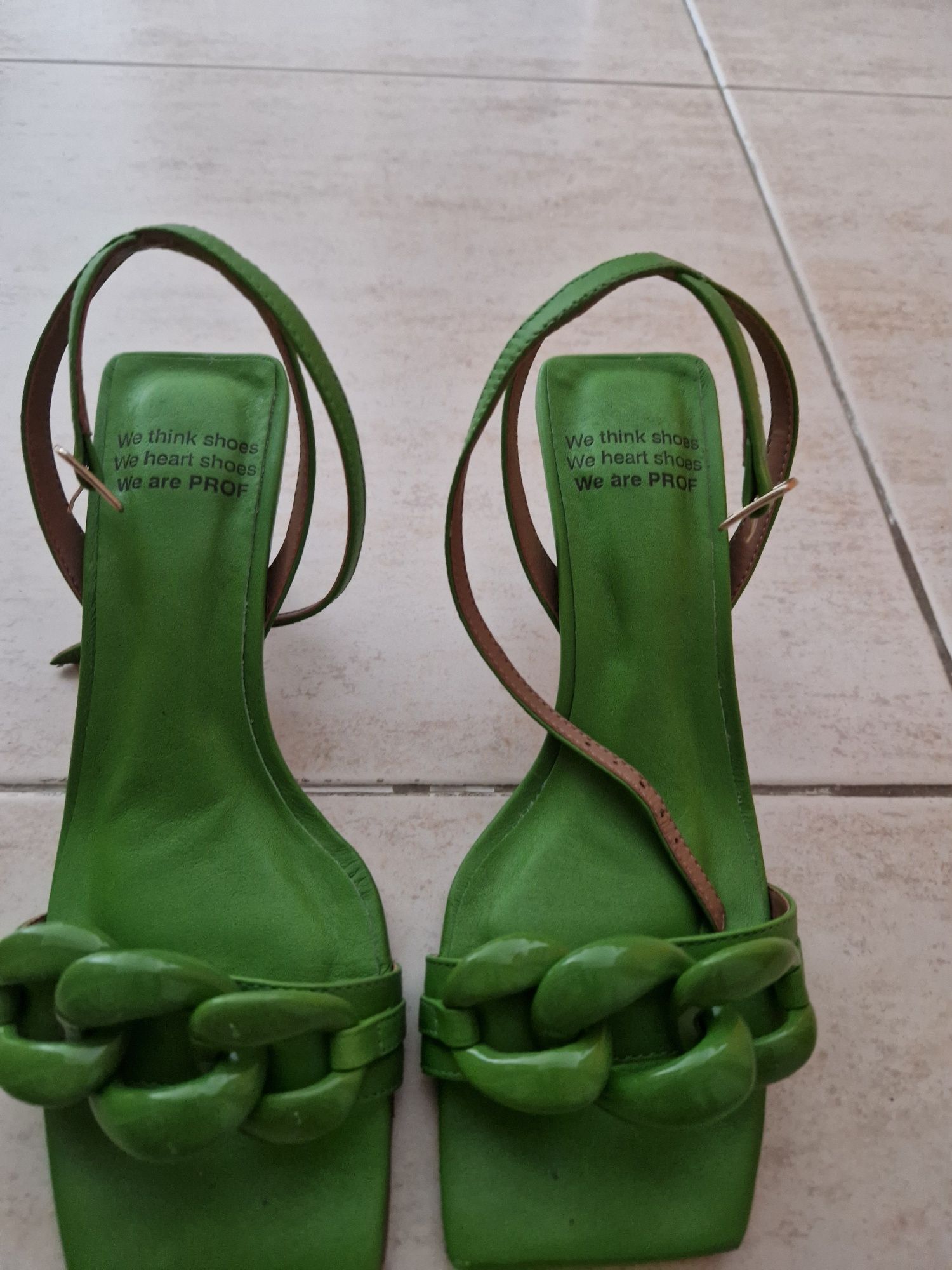 Sandalias  verdes