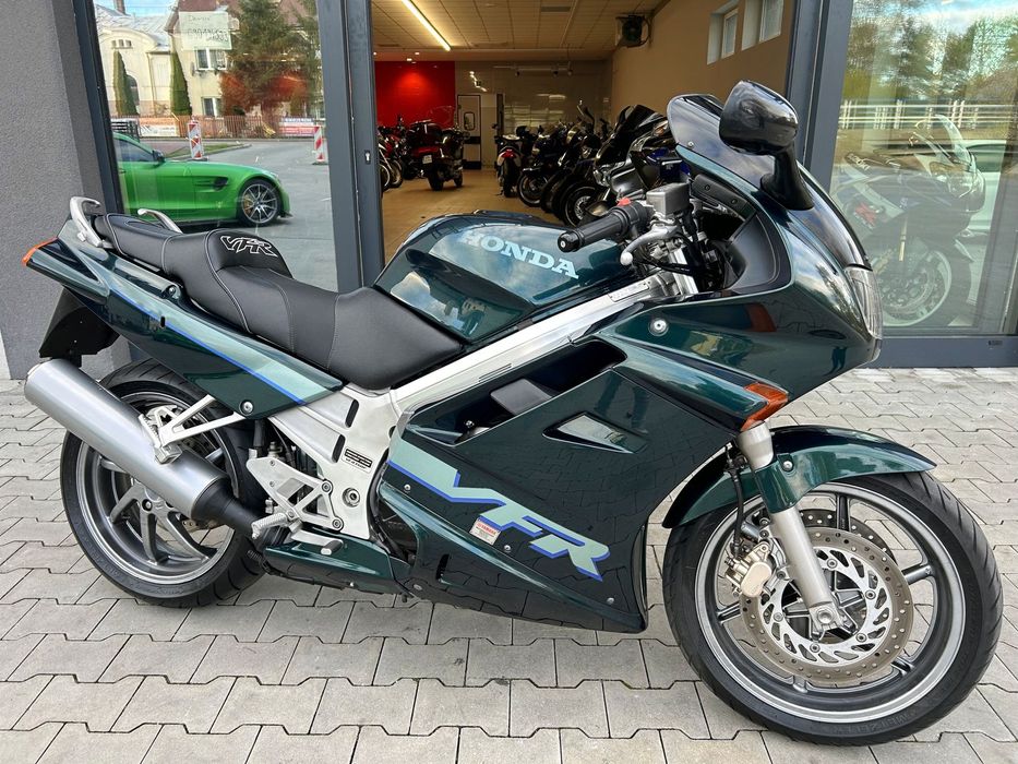 Honda VFR HONDA VFR 750 rc36 Bezwypadkowa 100% ORYGINAŁ Wzorowa i Bez wkładu!