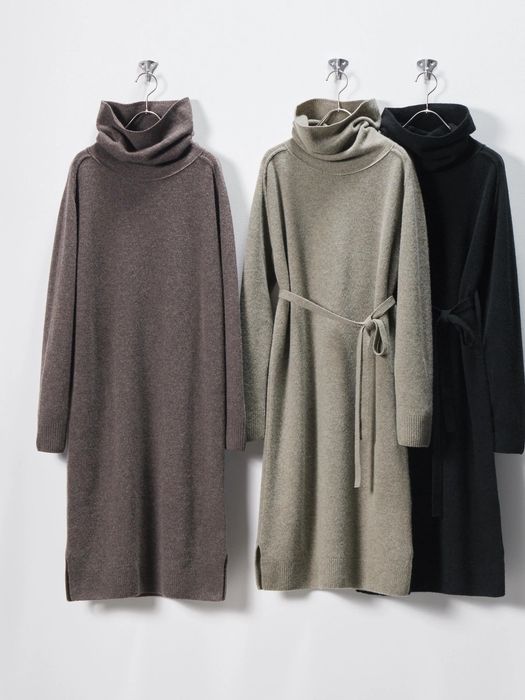 Вовняні сукні UNIQLO