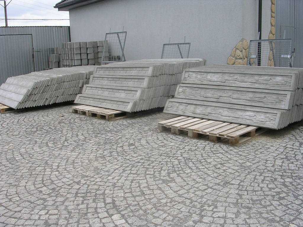 Ogrodzenie panelowe z podmurówką betonową