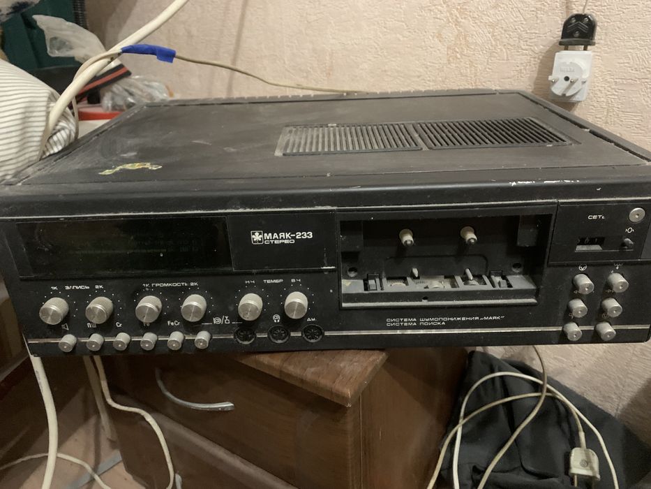 Продам магнитофон Маяк 233