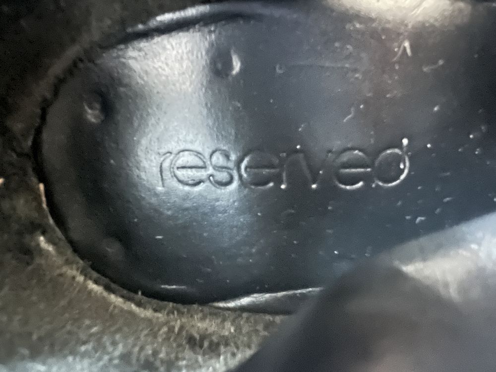 Czarne skórzane kozaki na koturnie Reserved roz. 38