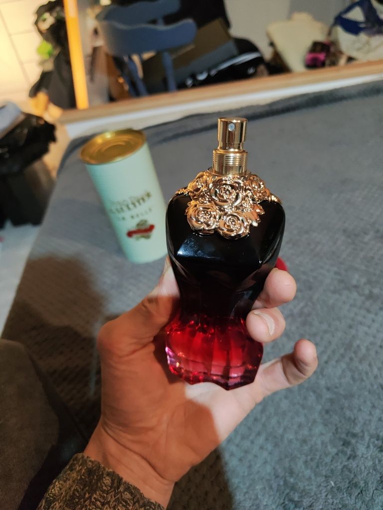 Sprzedam nowy orginalny perfum