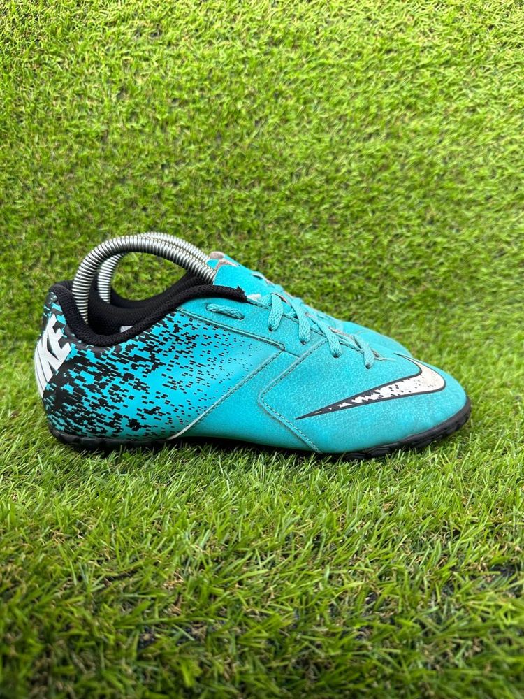 Niebieskie buty piłkarskie / korki Nike BombaX TF, Rozm 38