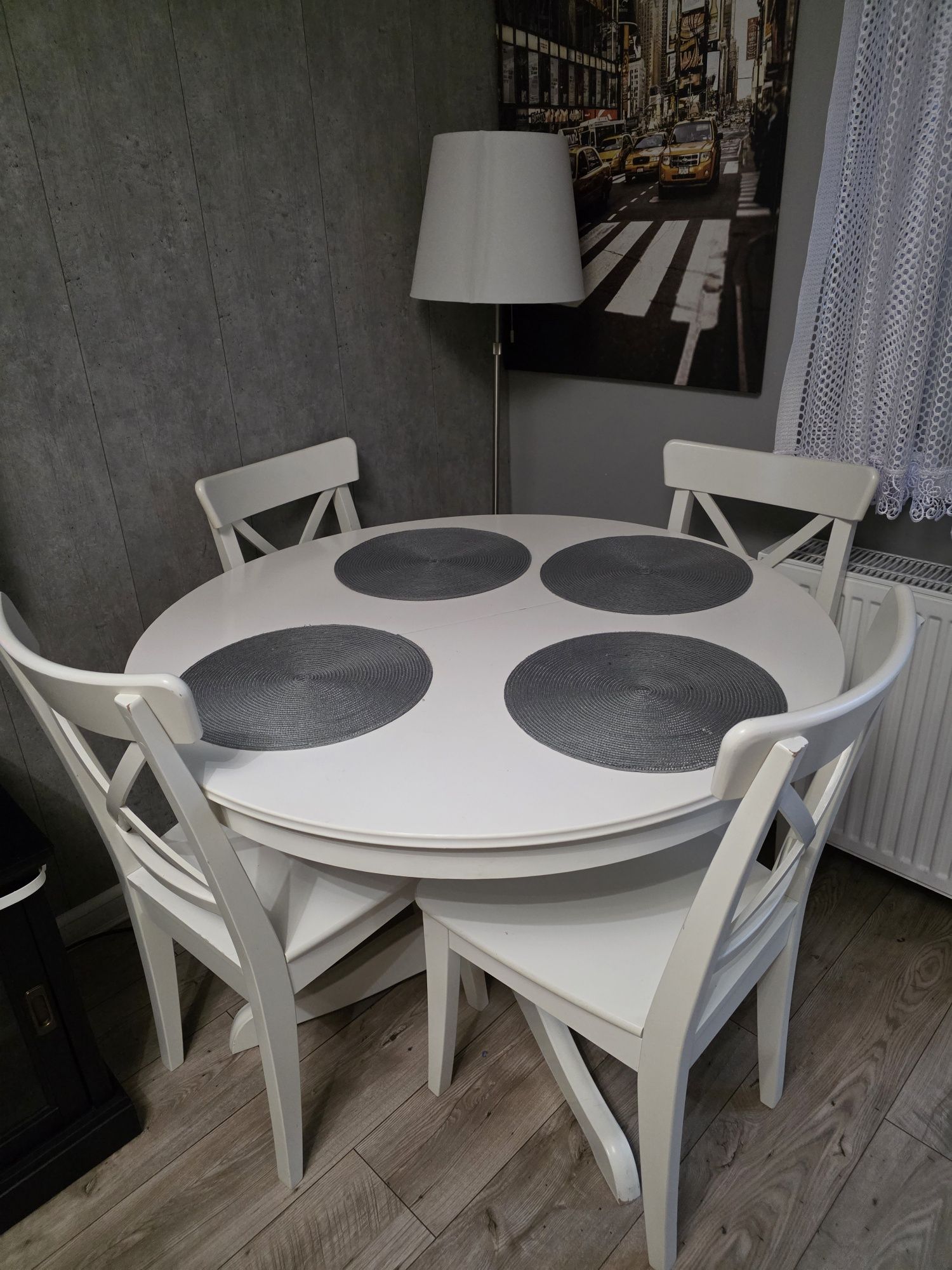 Stół okrągły Ikea Ingatorp + 4 krzesła