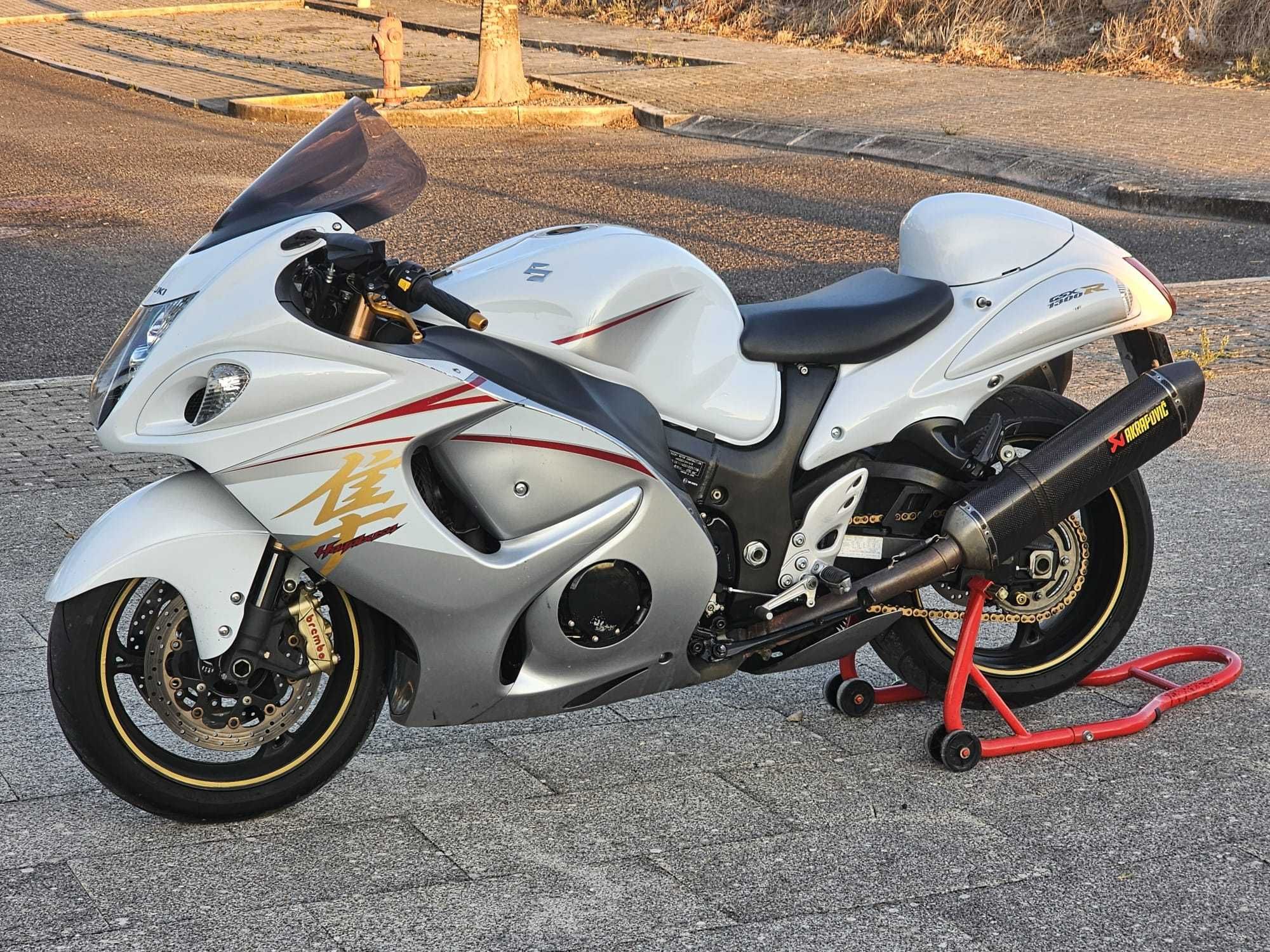 Suzuki Hayabusa como nova