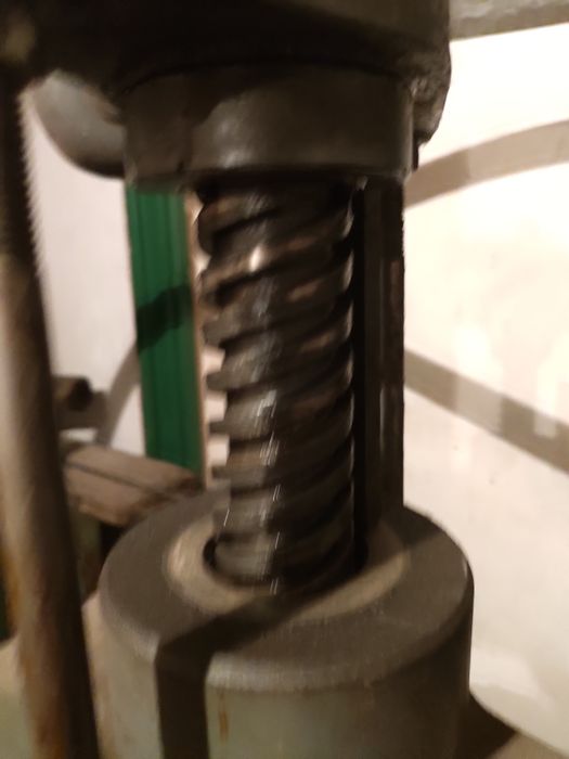 Prasa balansowa YB-0, 6 ton