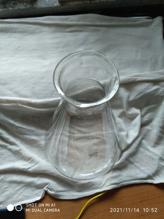 Посуда (цветное стекло).