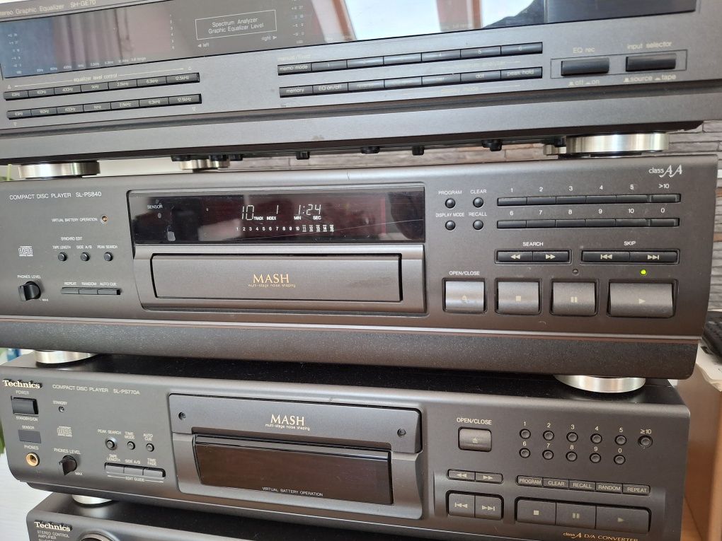 Technics SL-PS840 CD Player