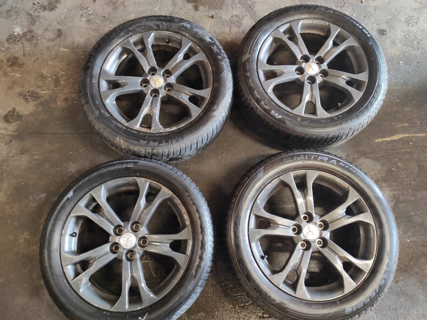 MITSUBISHI OUTLANDER III FELGI ALUMINIOWE 18 KOŁA 225/55 R18 CAŁOROCZNE