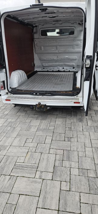 Opel vivaro 2.0 dci