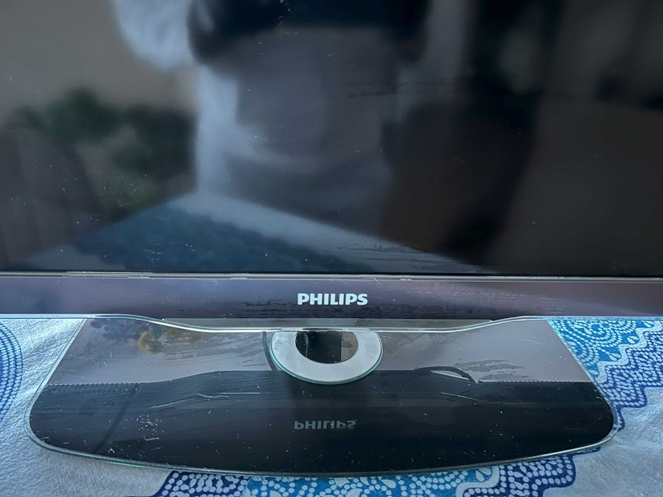 Telewizor Philips 40 cali Ambilight Full HD 40PFL7605H/12