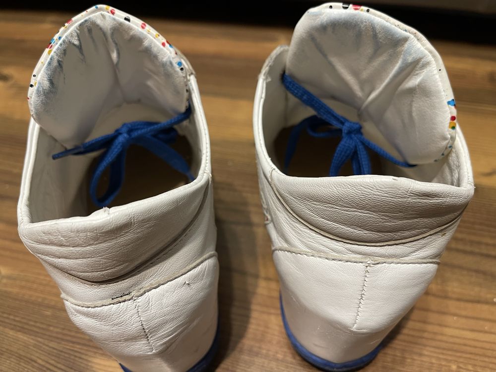 Buty kazar na koturnie