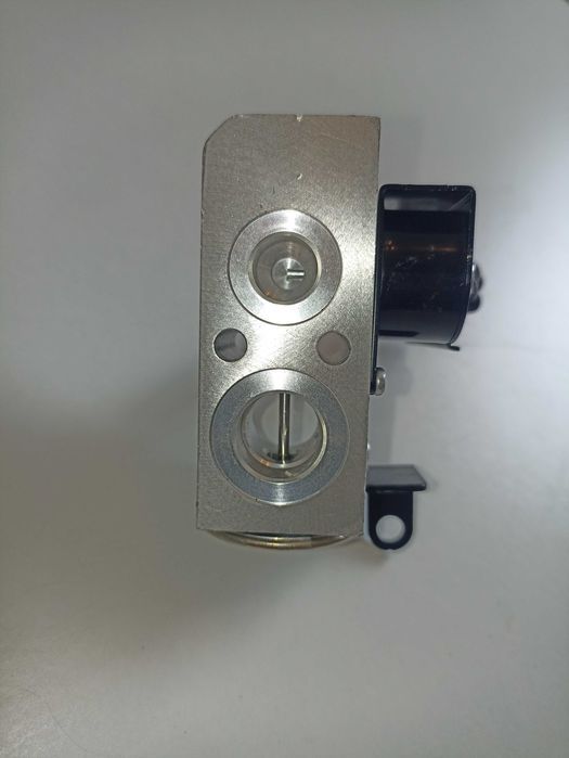 Przepustnica regulator elektrozawór NOWY MCO 00160AB