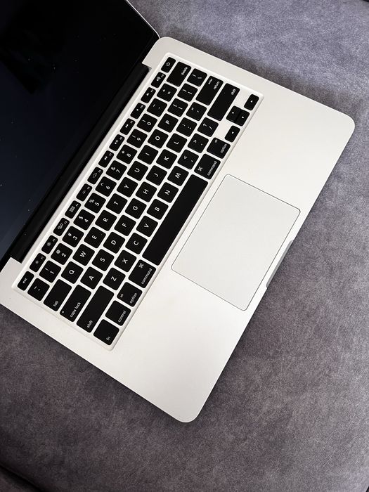 Apple Macbook Pro 13 Retina A1502 2,6 GHz 8GB Laptop Intel Core i5