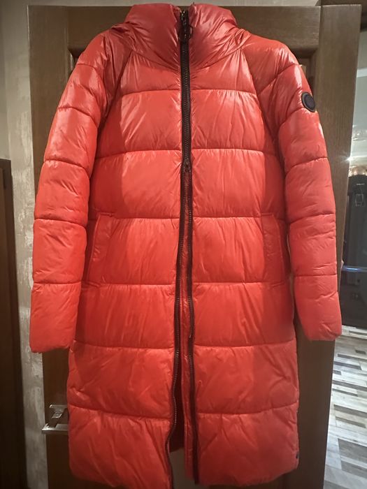 Зимний женский пуховик  б у