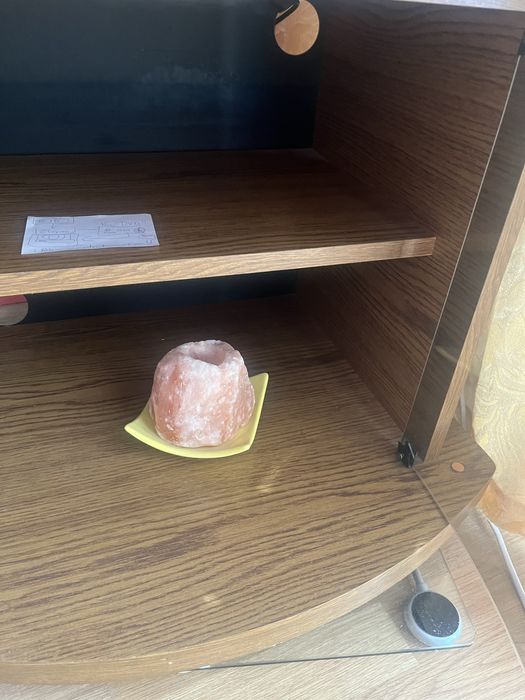 Stolik RTV  na kółkach