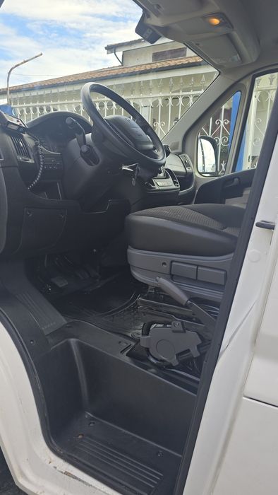 Peugeot boxer 130cv L2H2 Premium