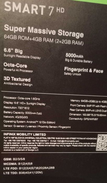 Smartfon Infinix 7 HD oraz 2 etui