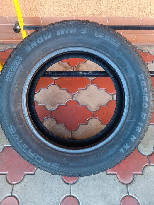 Opony zimowe 205/60/16 Sportiva 2024r jak nowe