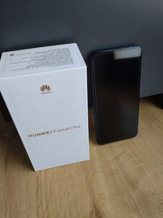 Huawei P Smart Pro STK-L21 smartfon