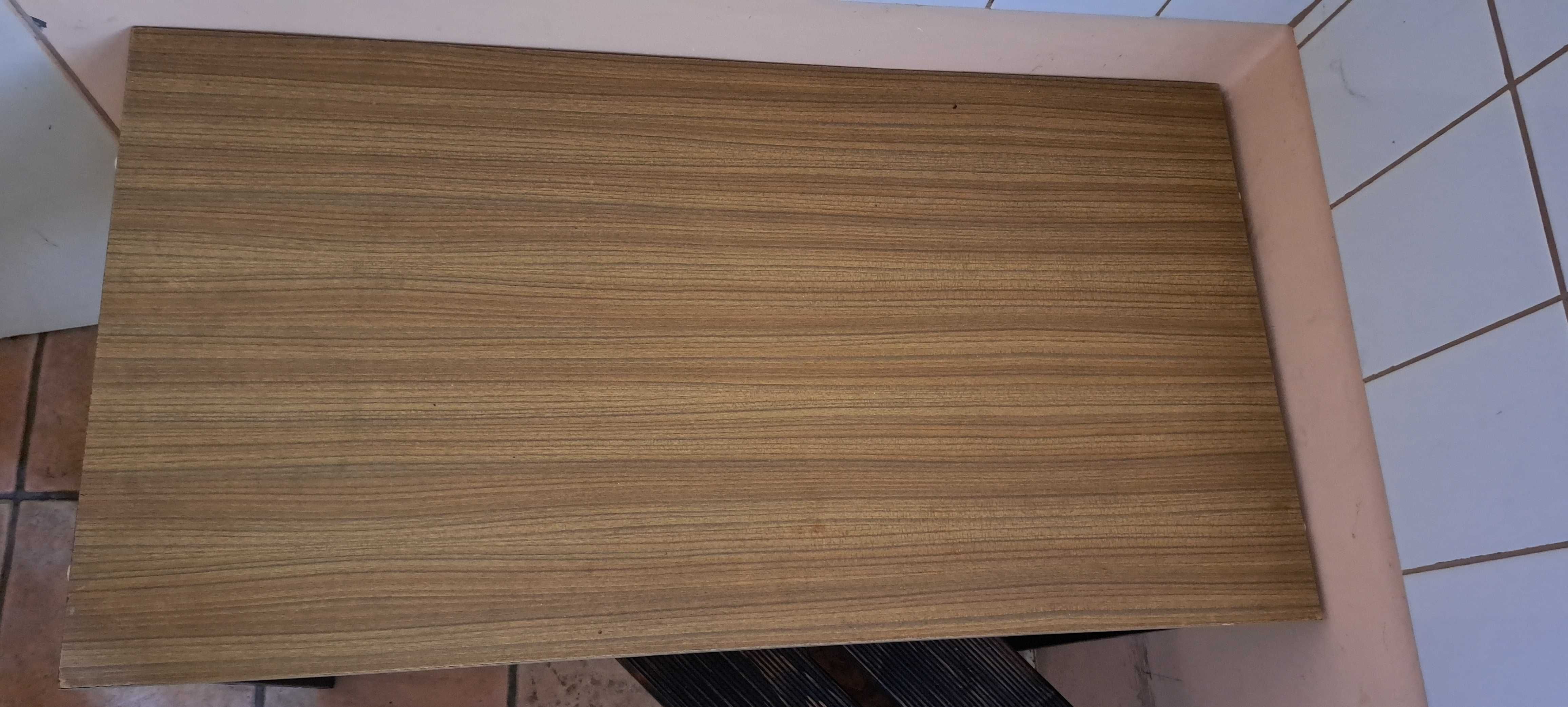 Stolik w dobrym stanie 98x52cm wysokość 70cm