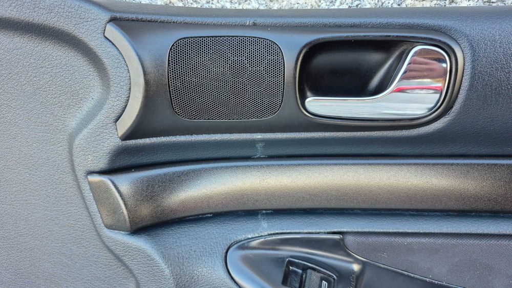 AUDI A4 B5(8D)-Quartelas Portas PRETAS ESTOFADAS NOVO-EXCELENTE ESTADO