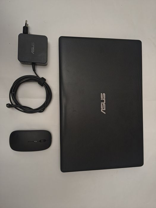 Ноутбук Asus X552m
