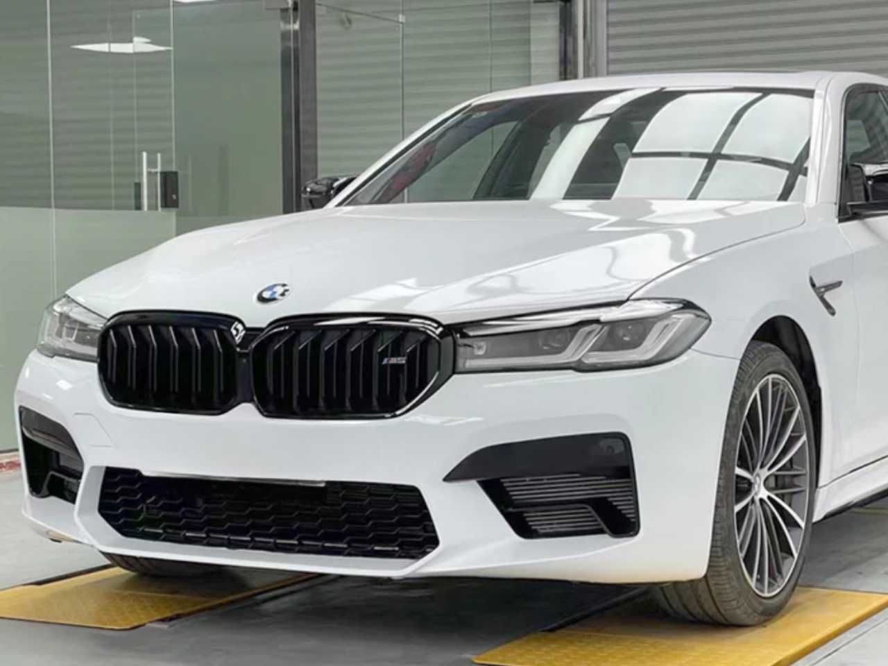 Обвес BMW 5 G30 М5 F90 LCi (Рест) Пороги , бампер, комплект