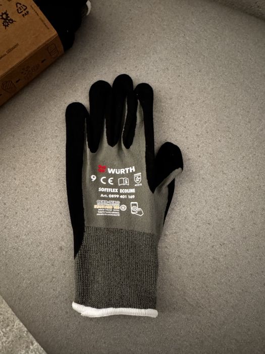 Rękawice robocze firmy WURTH